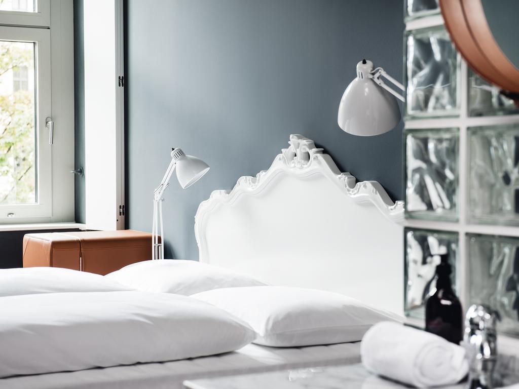 Grand Ferdinand - Your In The Center Viena